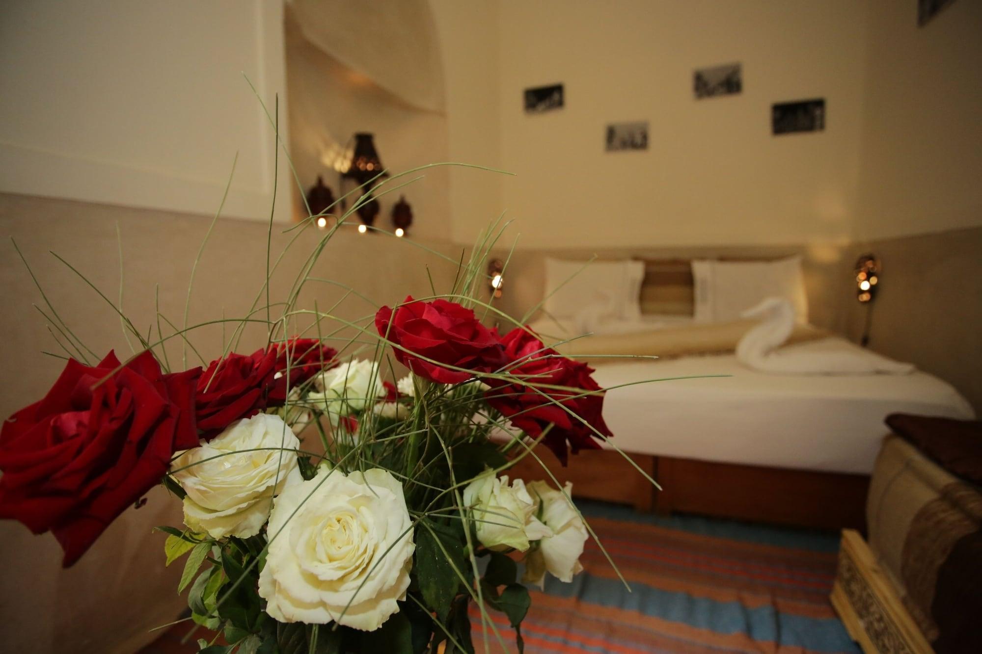 Riad White Flowers Marrakesh Exteriör bild