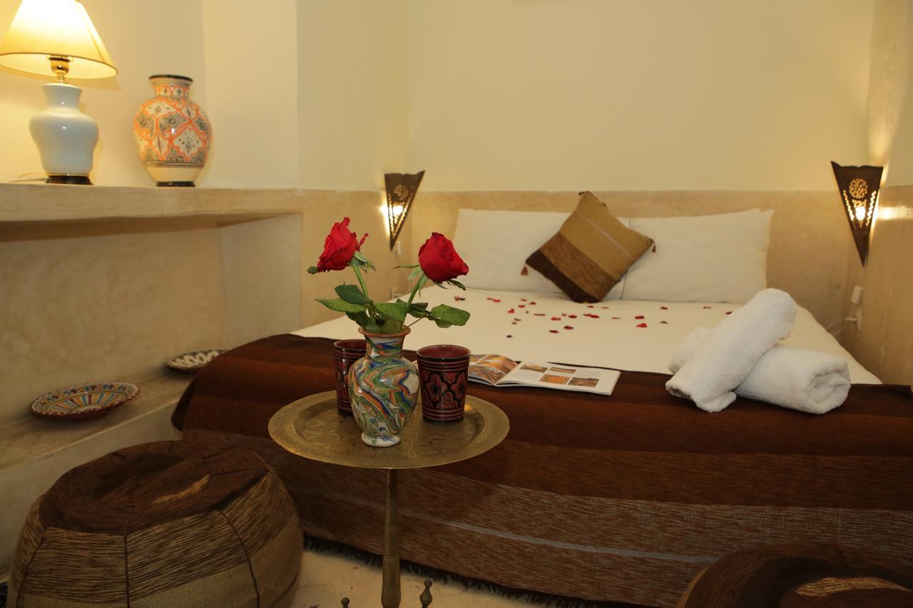 Riad White Flowers Marrakesh Exteriör bild
