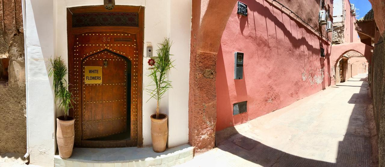 Riad White Flowers Marrakesh Exteriör bild